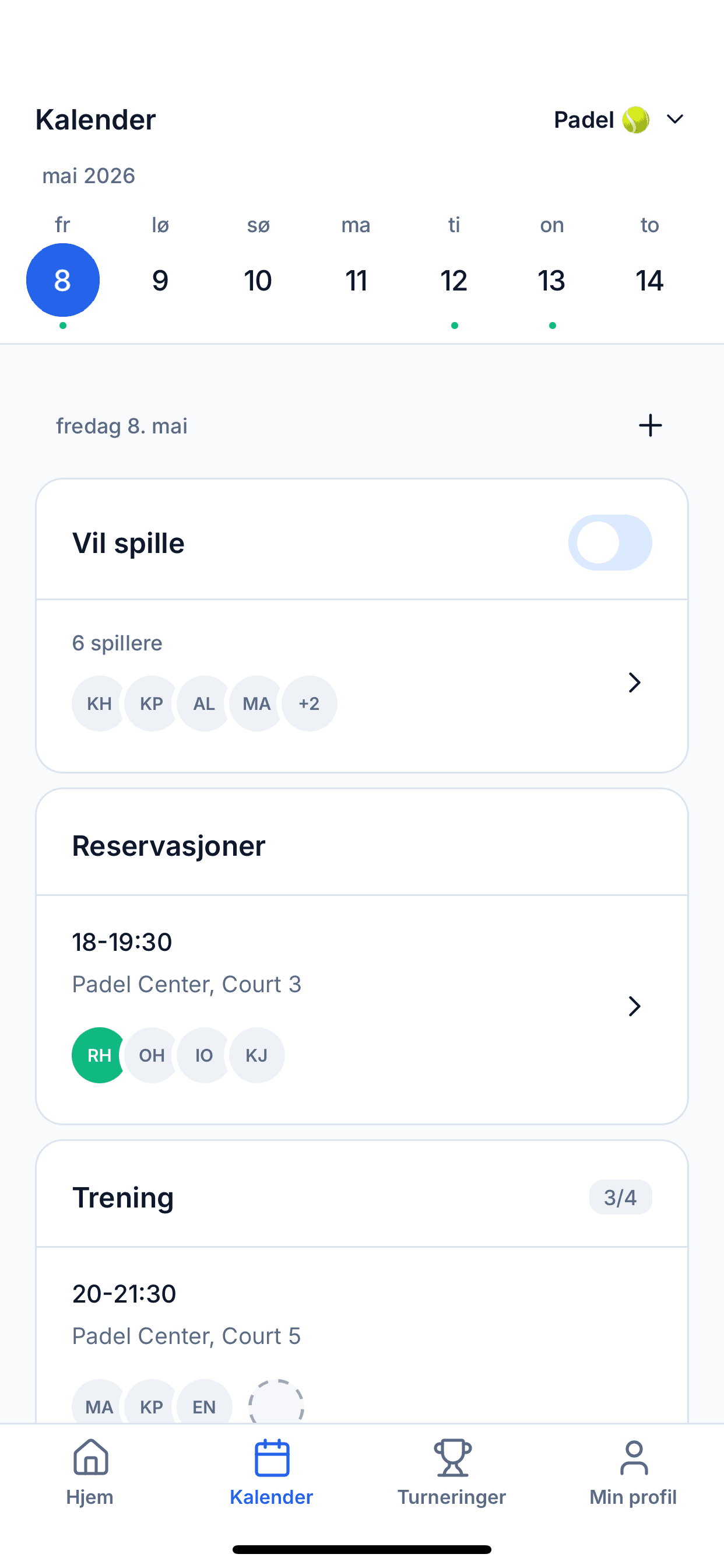 Skjerm for gruppetilgjengelighet som viser spillere markert ledige på en dato