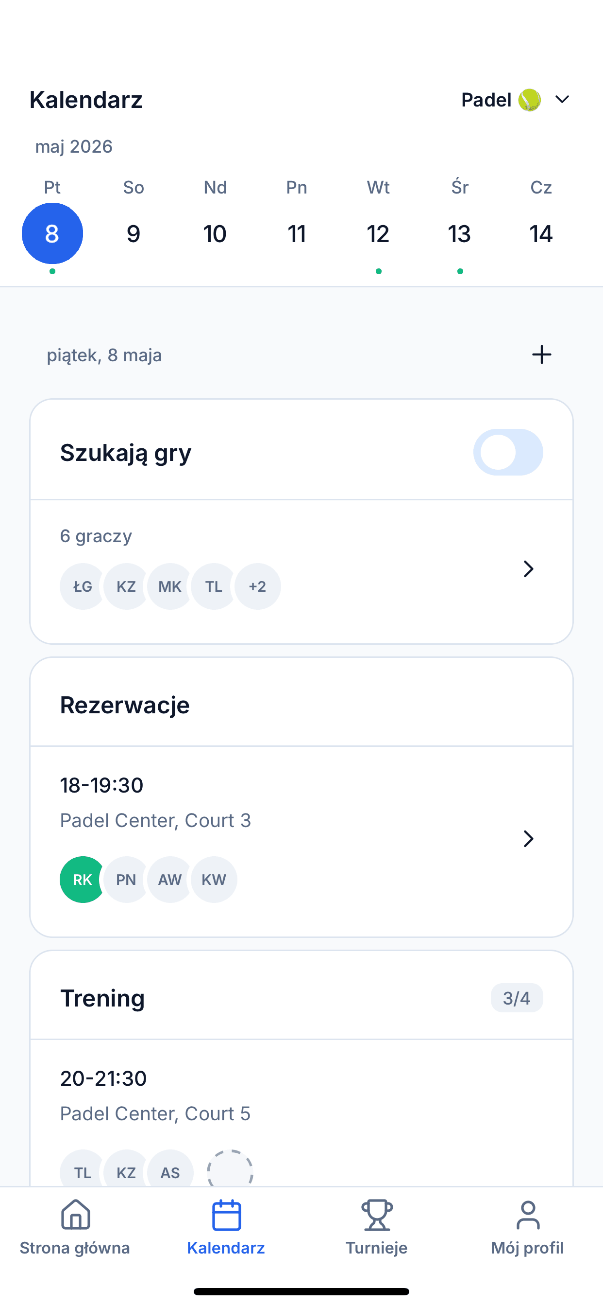 Ekran dostępności grupy pokazujący graczy oznaczonych jako dostępnych w danym dniu