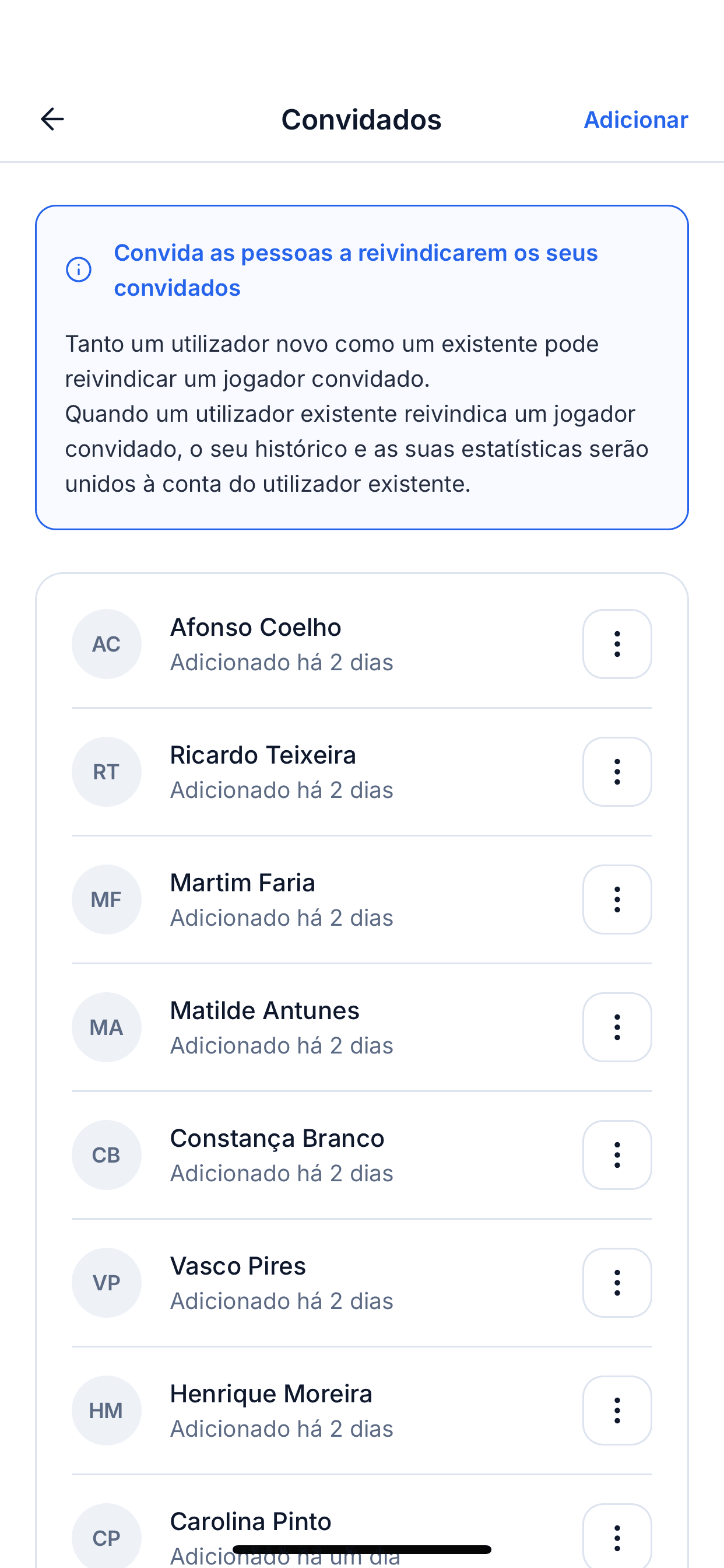 Ecrã de gestão de hóspedes com os jogadores hóspedes adicionados por um administrador